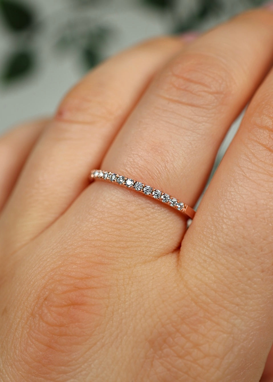 Avelis Moissanite Ring