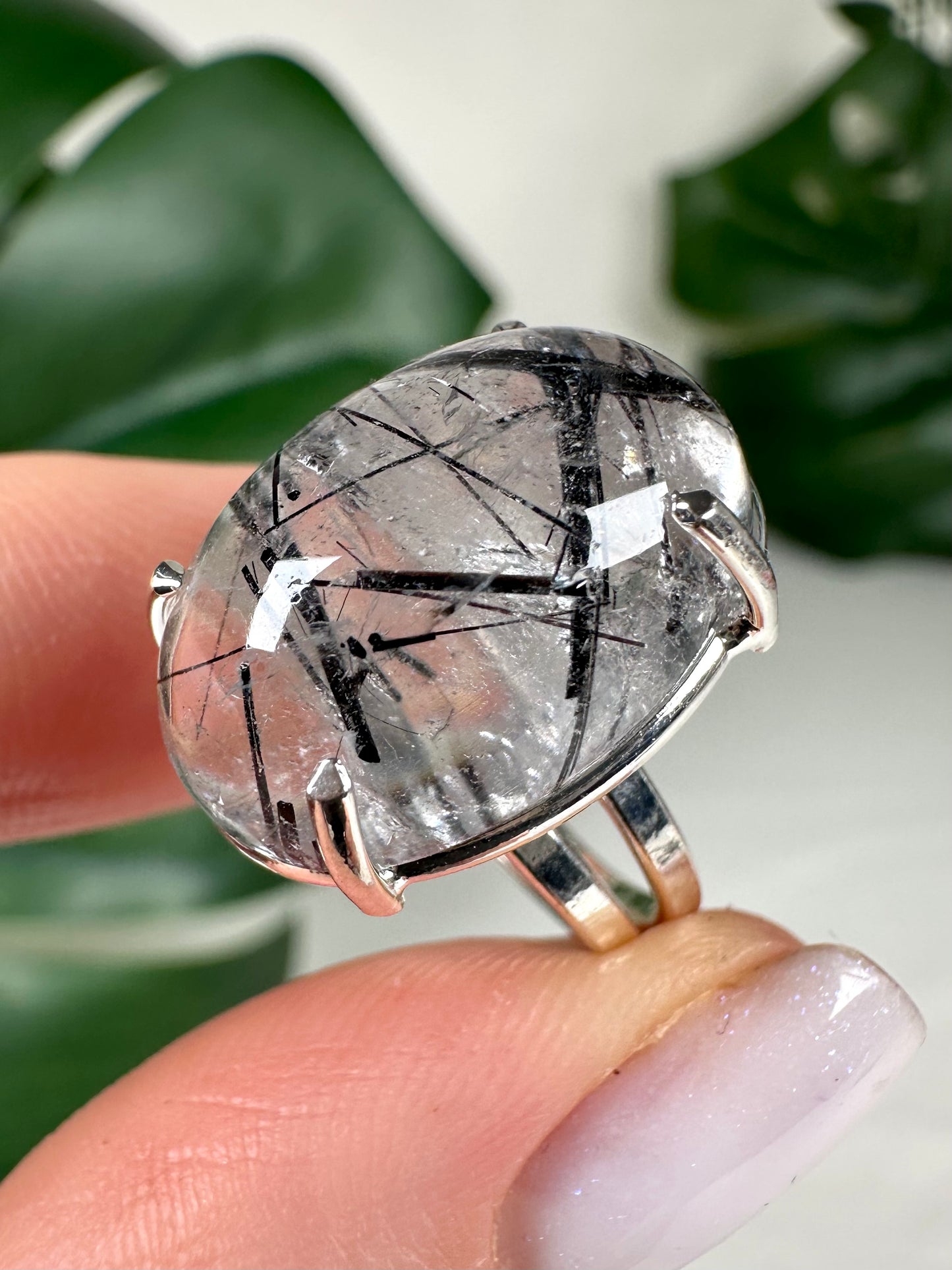 Anillo de turmalina negra en cuarzo n.º 54T3