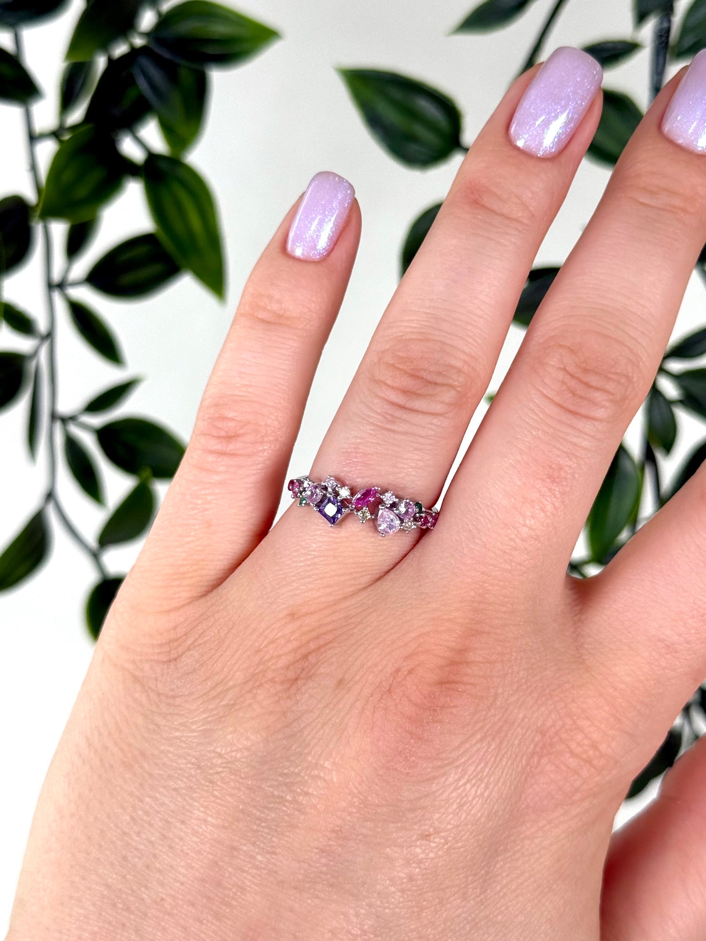 Anillo Garden Muse