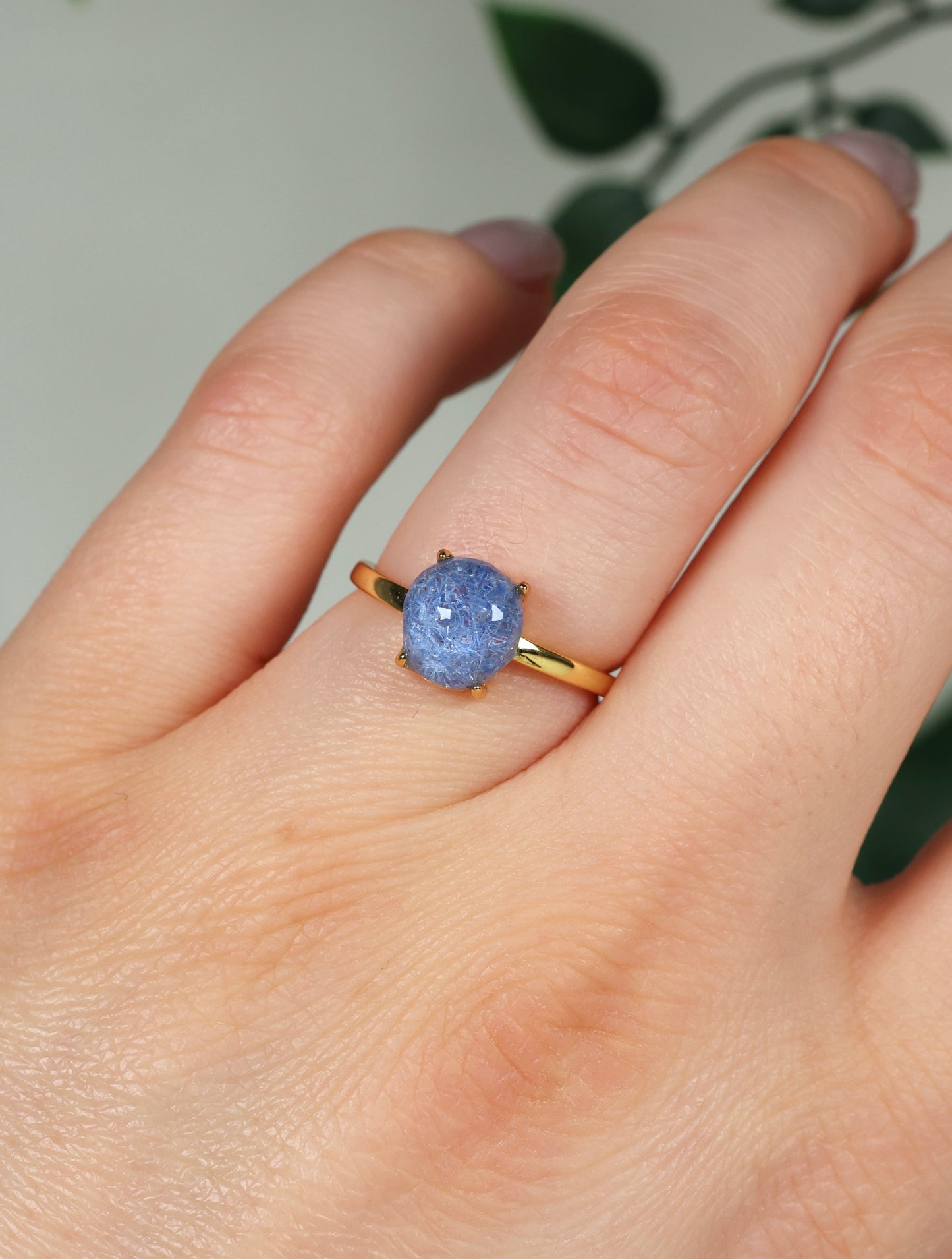 Anillo de dumortierita en cuarzo en plata 925 bañada en oro n.º 112DR