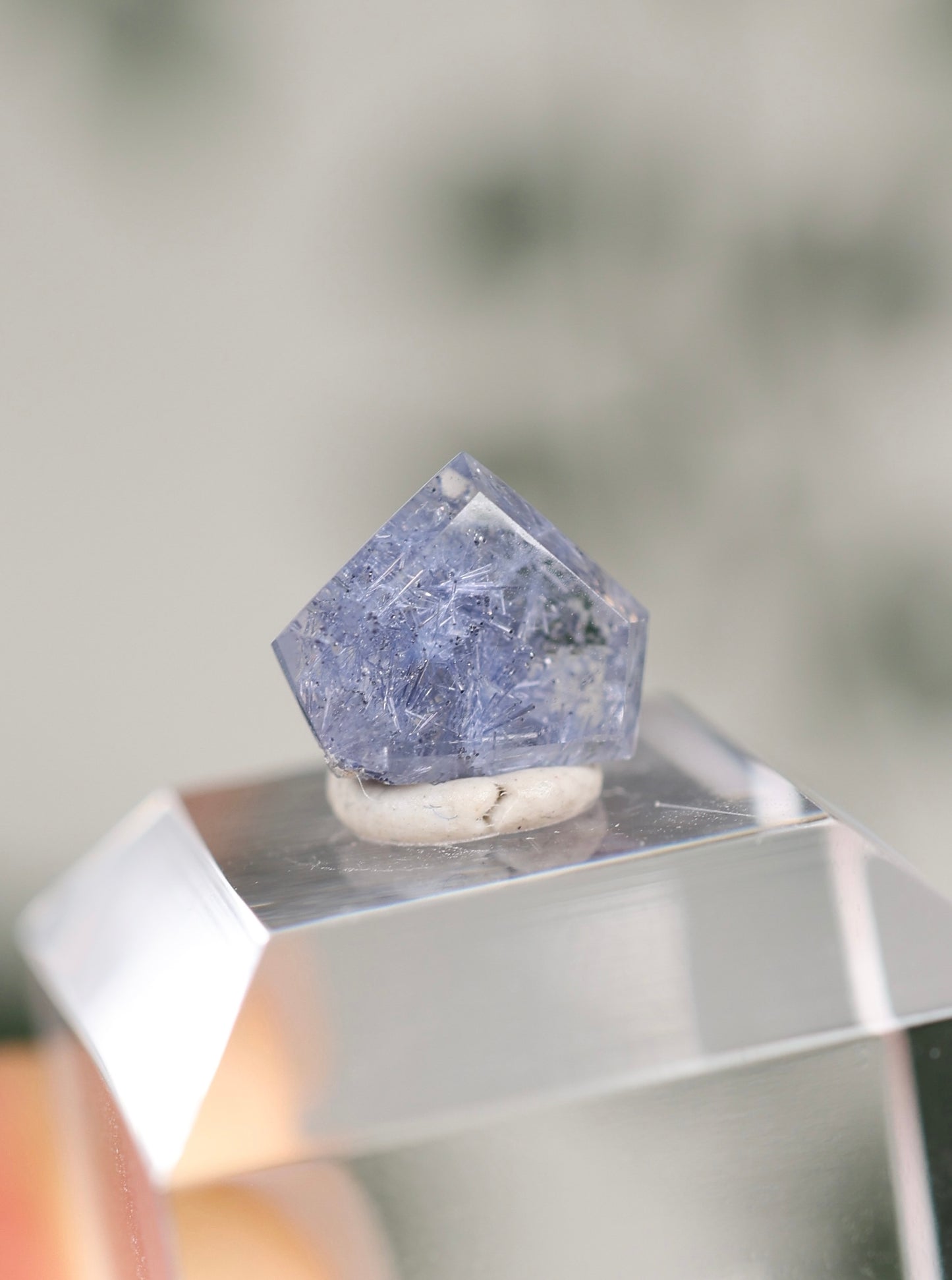 Dumortierit in Quarz Cabochon Nr.50DR