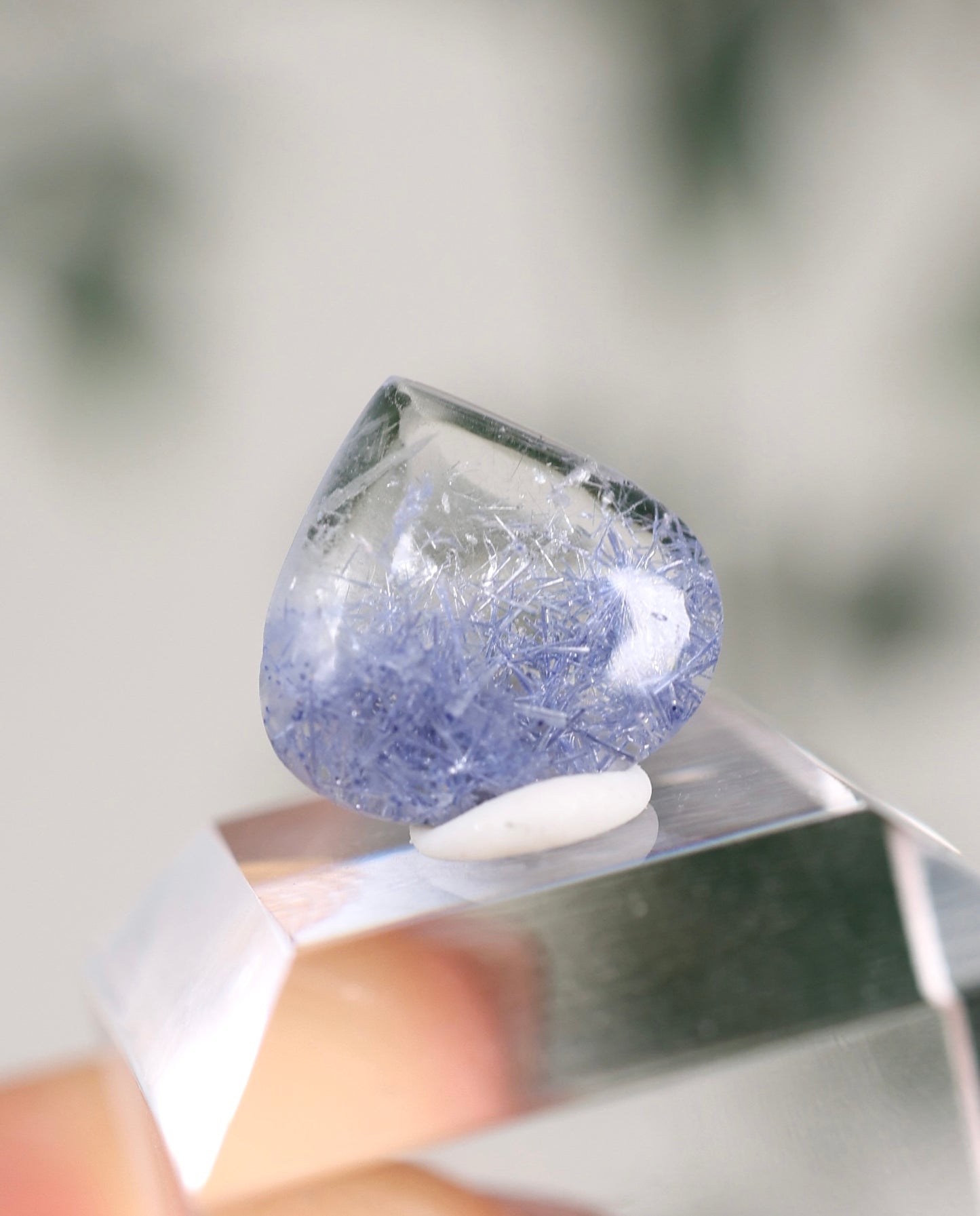 Dumortierit in Quarz Cabochon Nr.69DR
