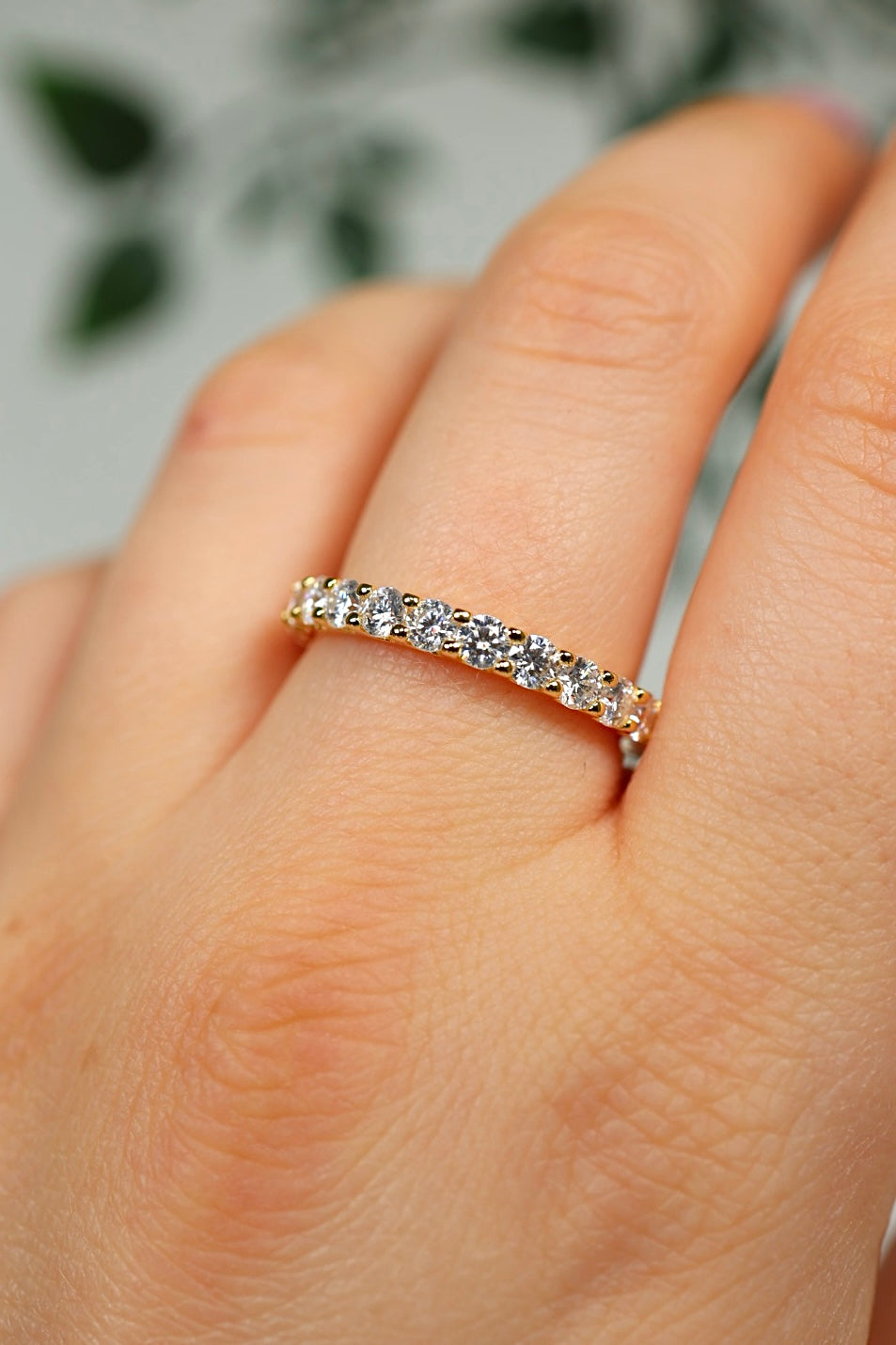 Elaris Moissanite Ring