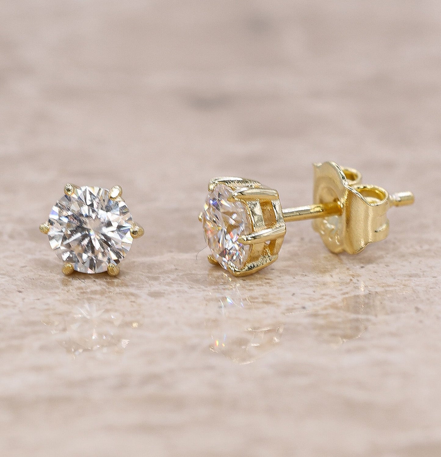 Elia Moissanite Stud Earrings Gold Plated