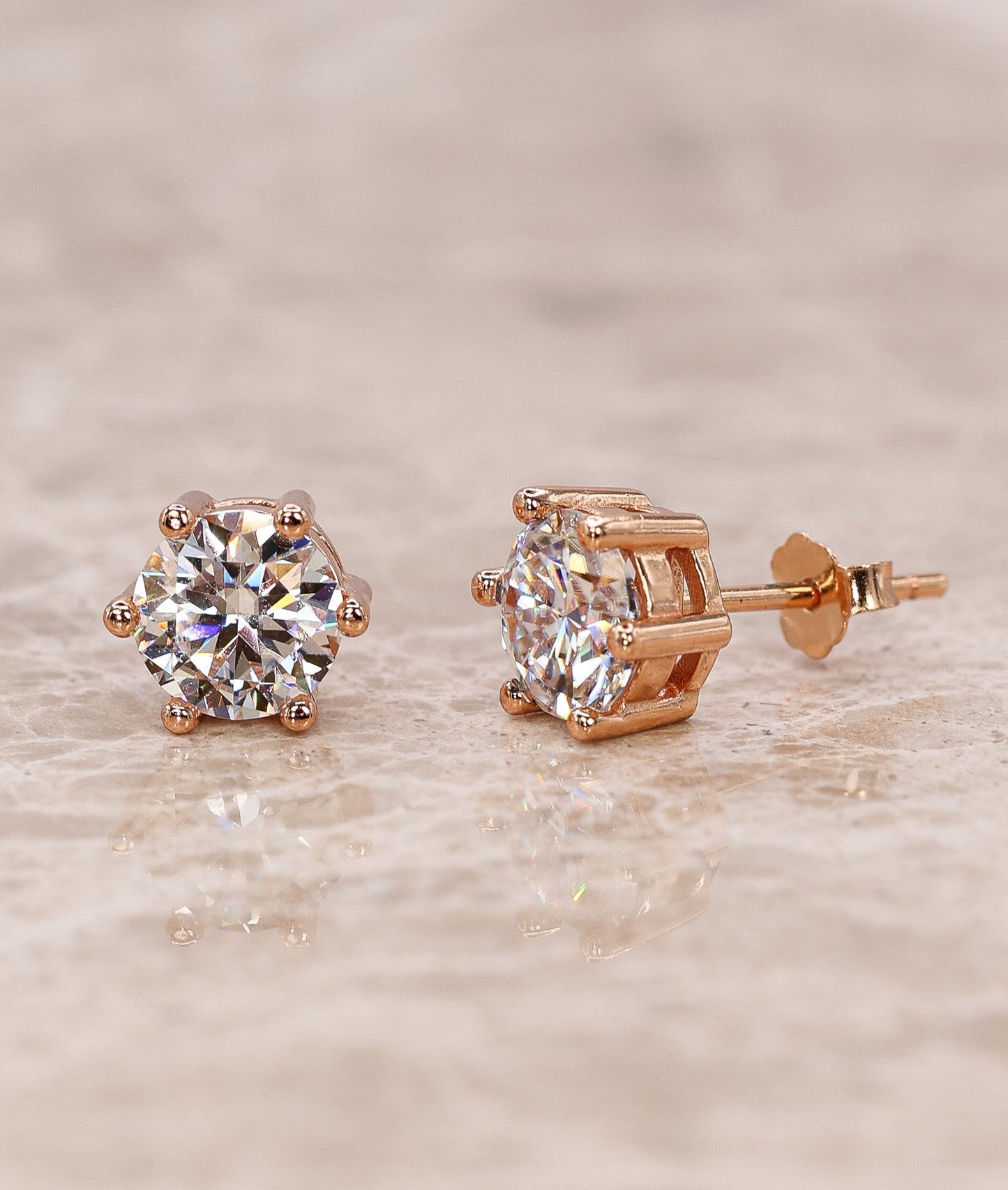 Talea Moissanite Stud Earrings