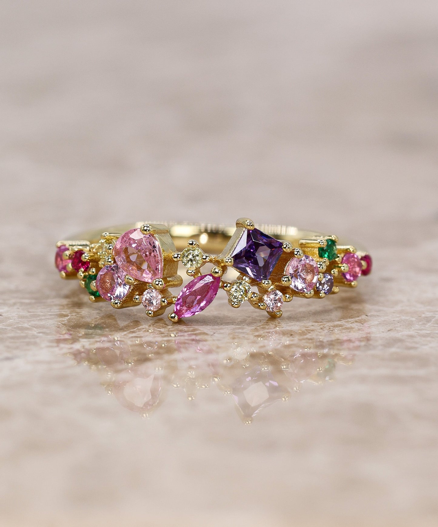 Anillo Garden Muse