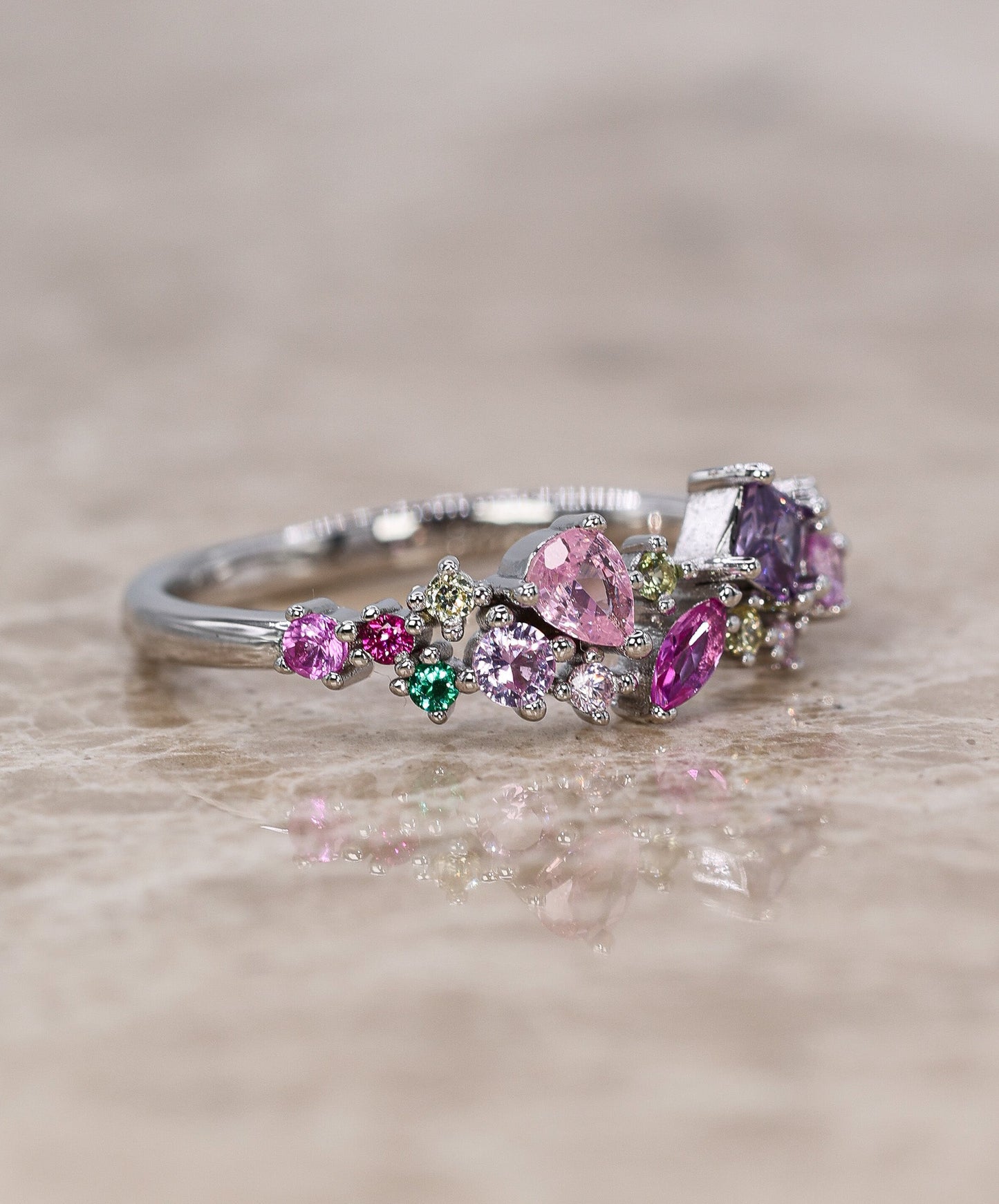 Anillo Garden Muse