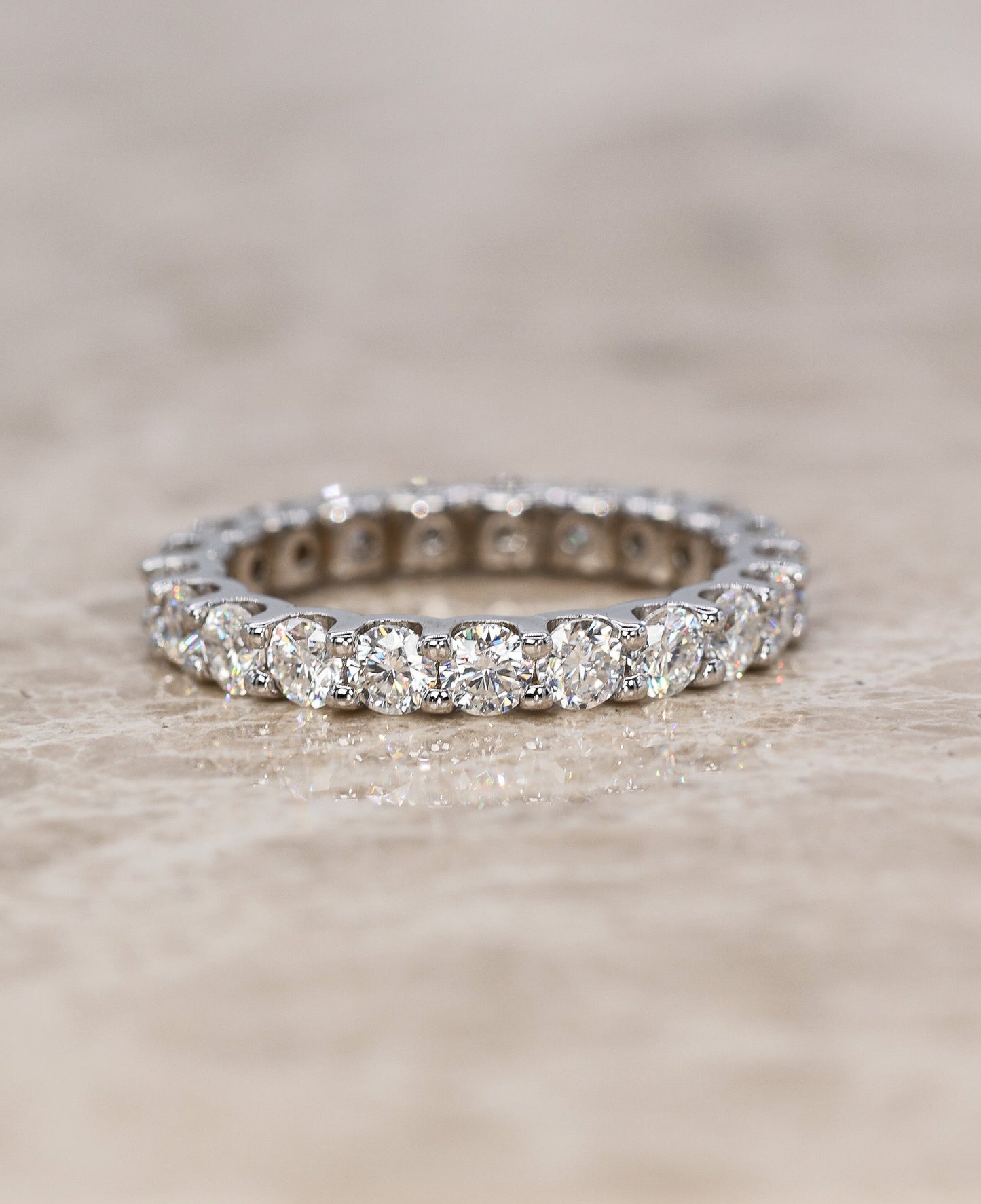 Elaris Moissanite Ring