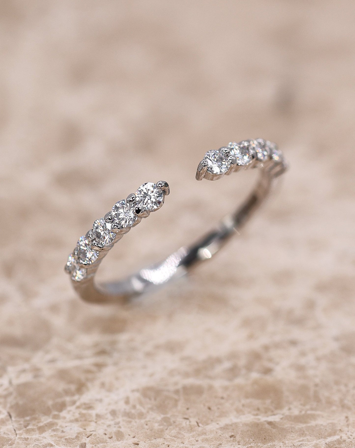 Caeli Moissanite Ring Silver