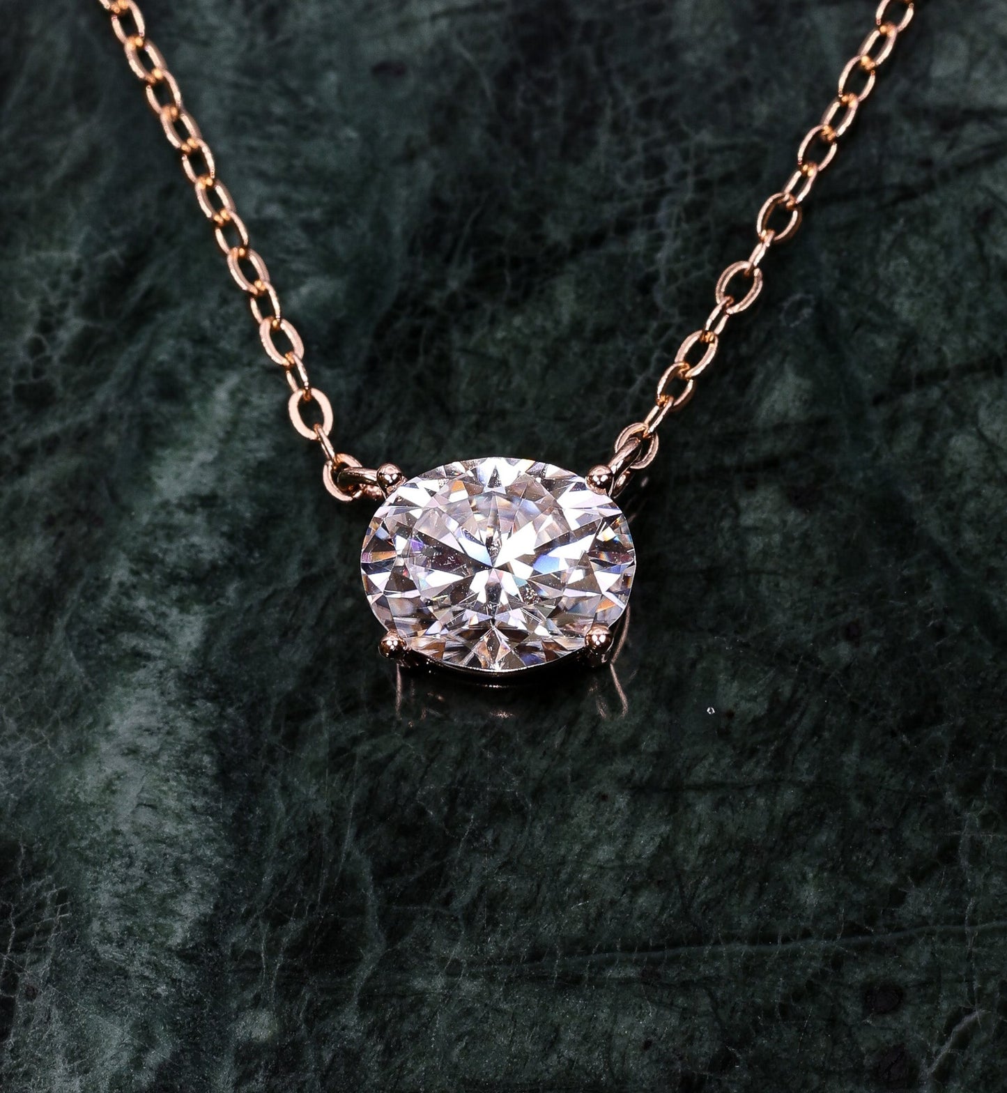 Elara Moissanite Necklace