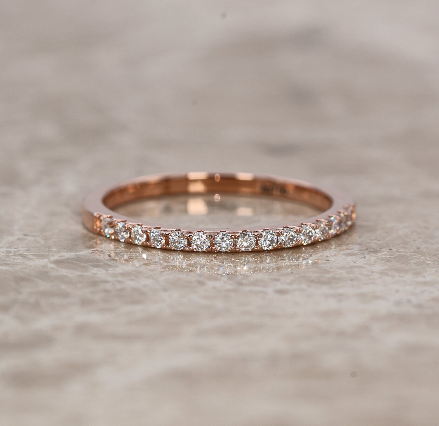 Avelis Moissanite Ring