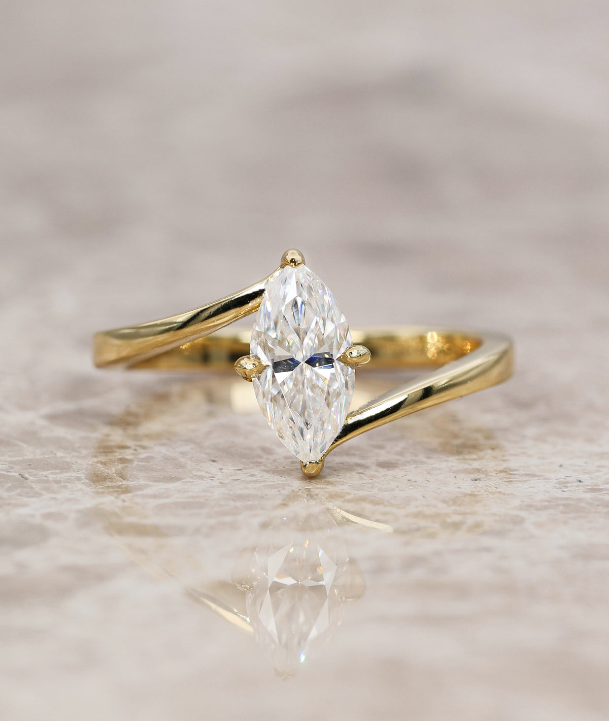 Aeris Moissanit Ring