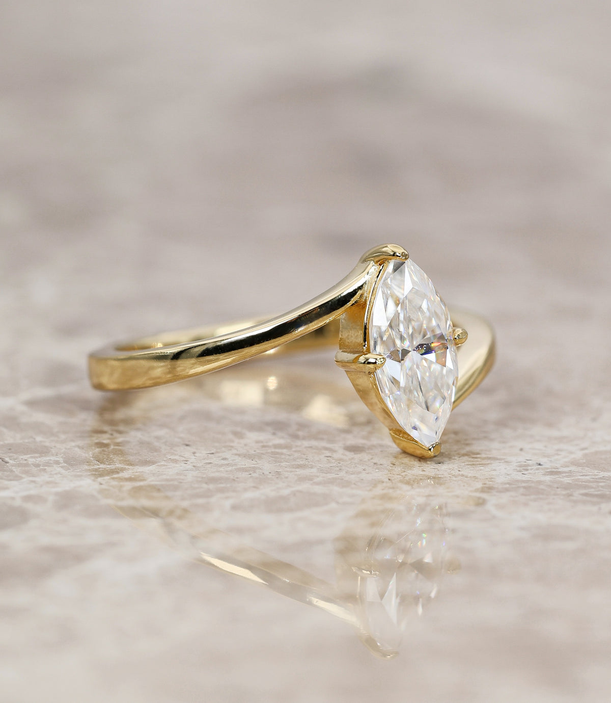 Aeris Moissanit Ring