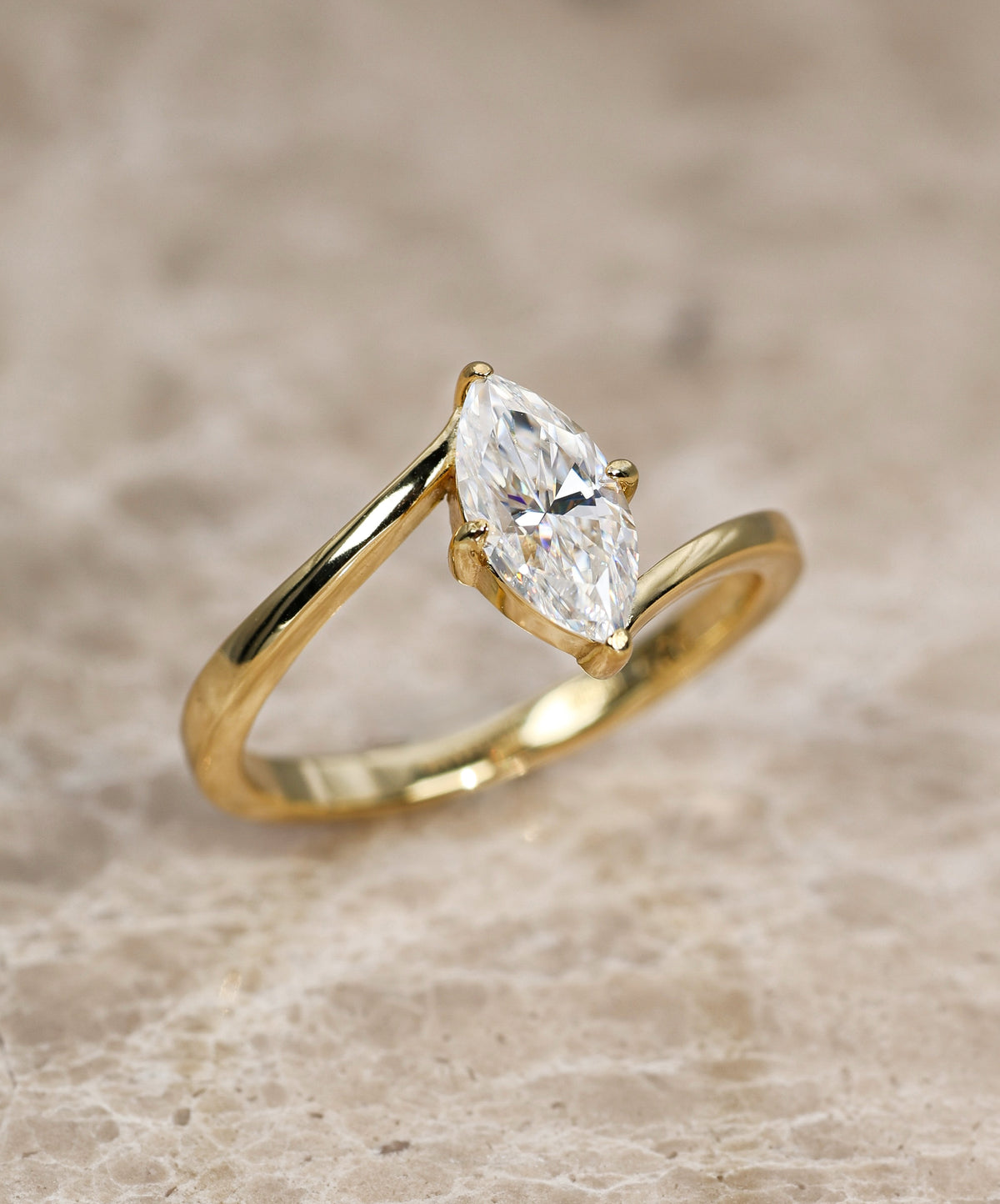 Aeris Moissanit Ring