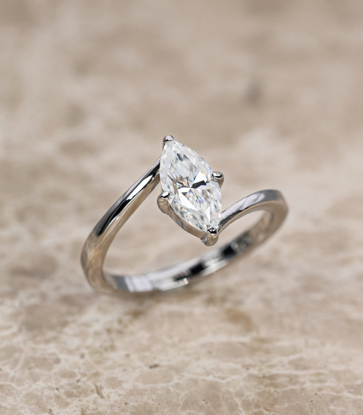 Aeris Moissanit Ring