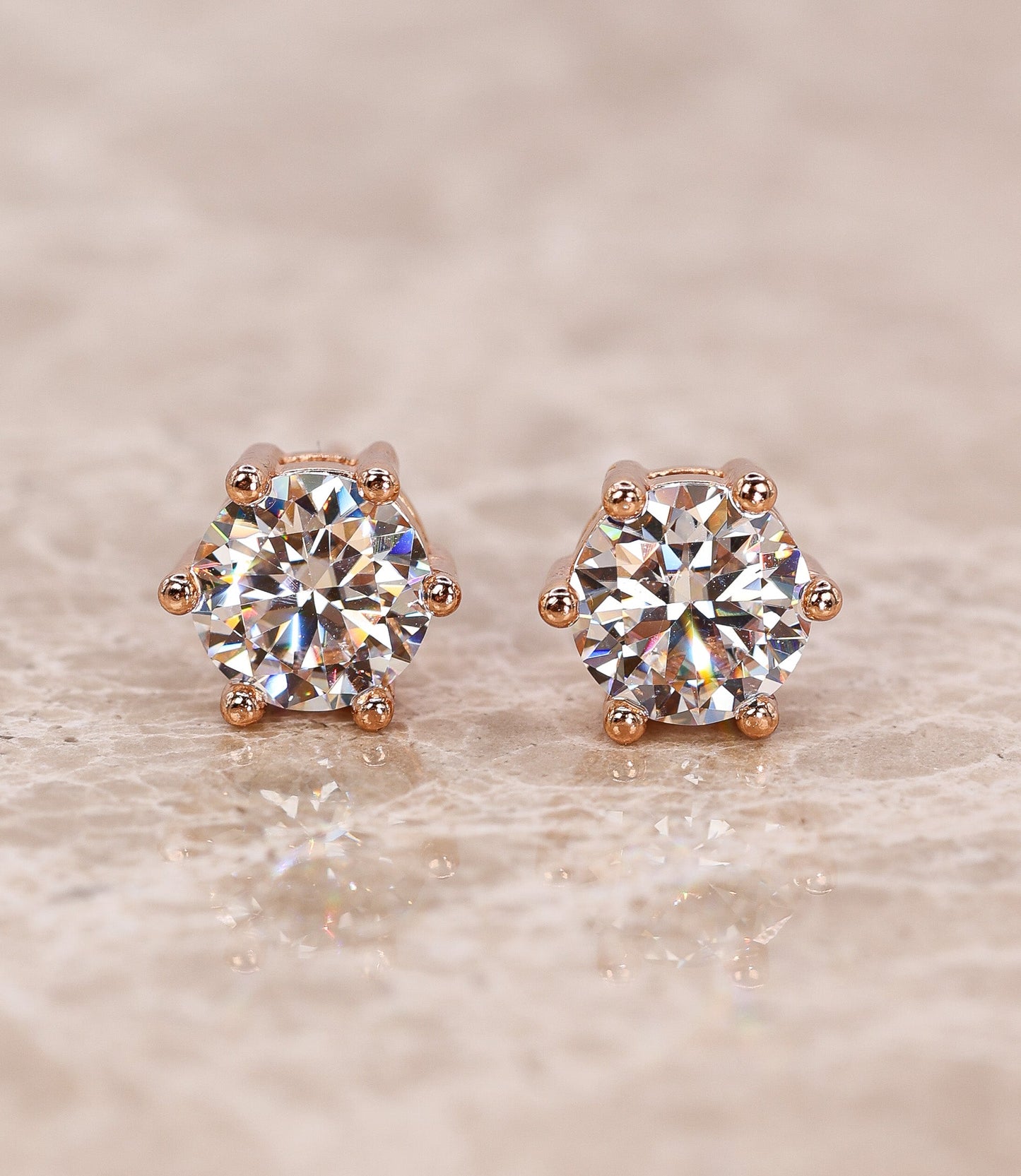 Talea Moissanite Stud Earrings
