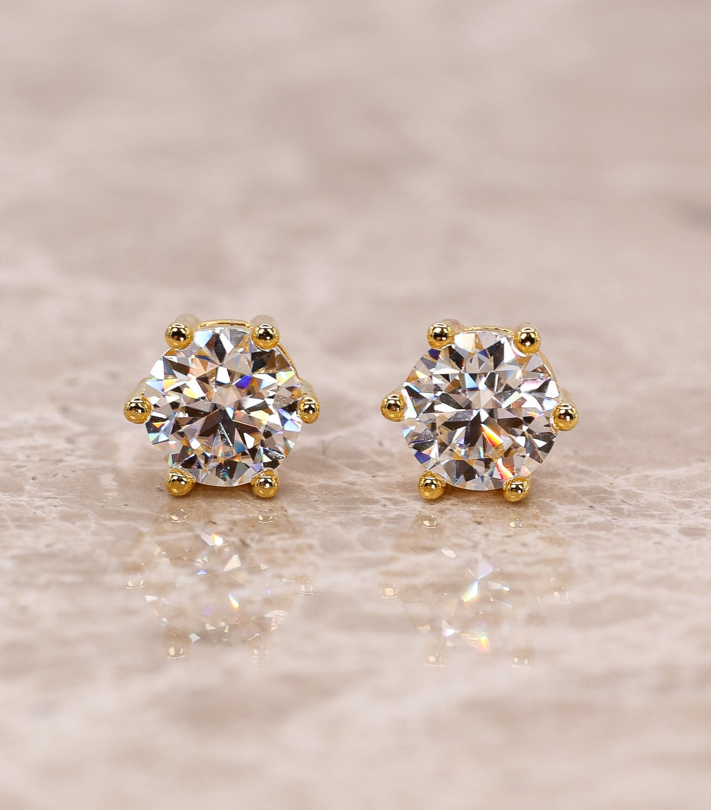 Talea Moissanite Stud Earrings