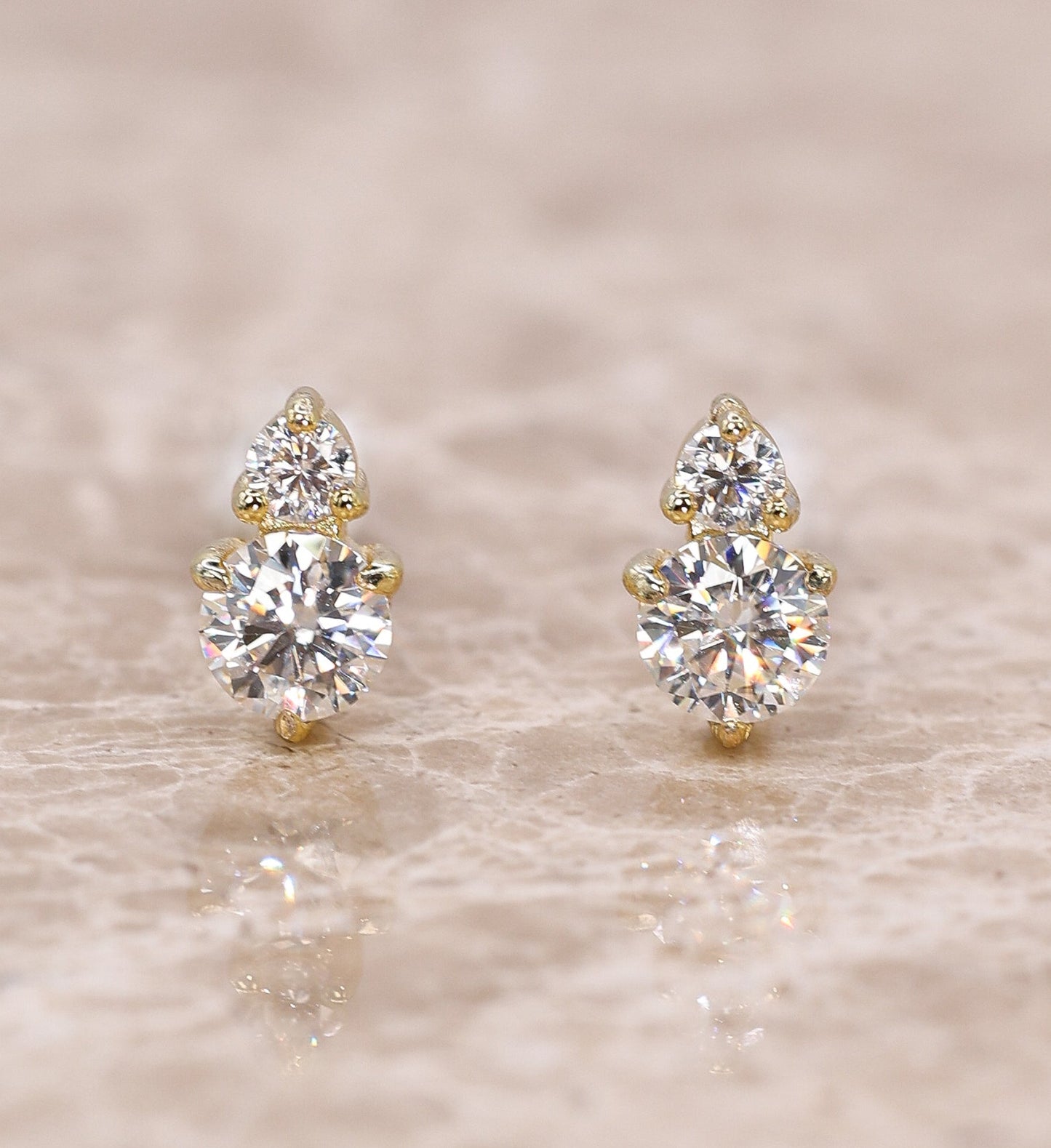 Lume Moissanite Stud Earrings