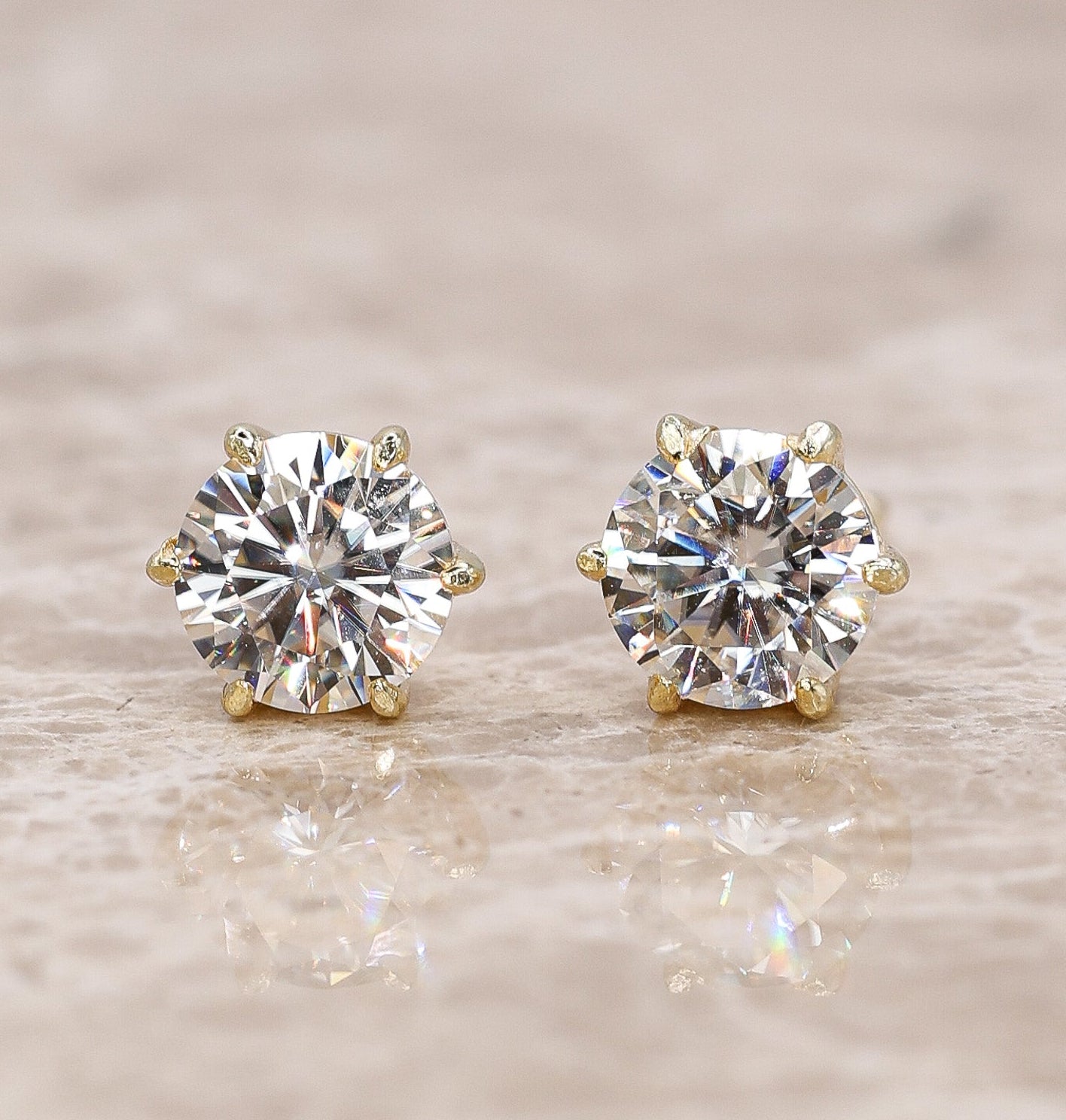 Elia Moissanite Stud Earrings Gold Plated