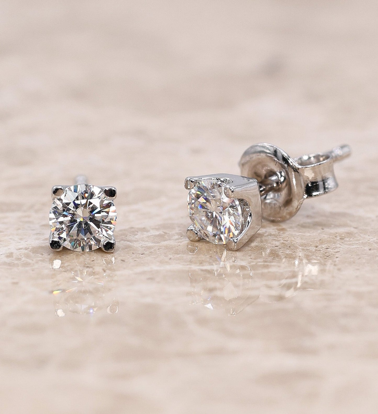 Veya Moissanite Stud Earrings