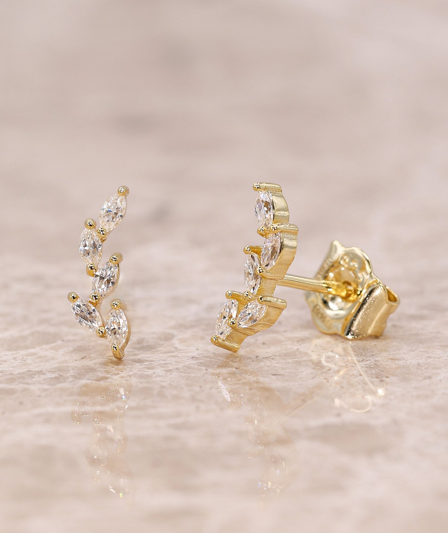 Aelin Stud Earrings