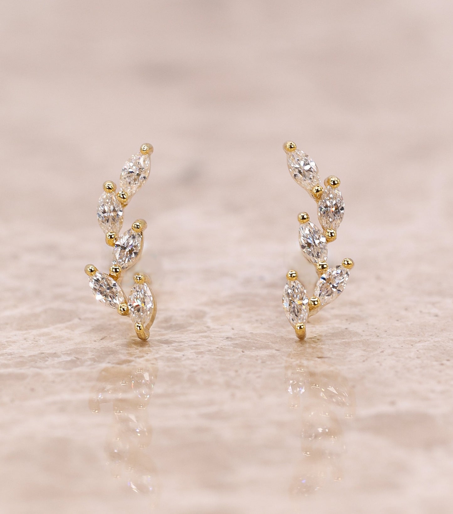 Aelin Stud Earrings