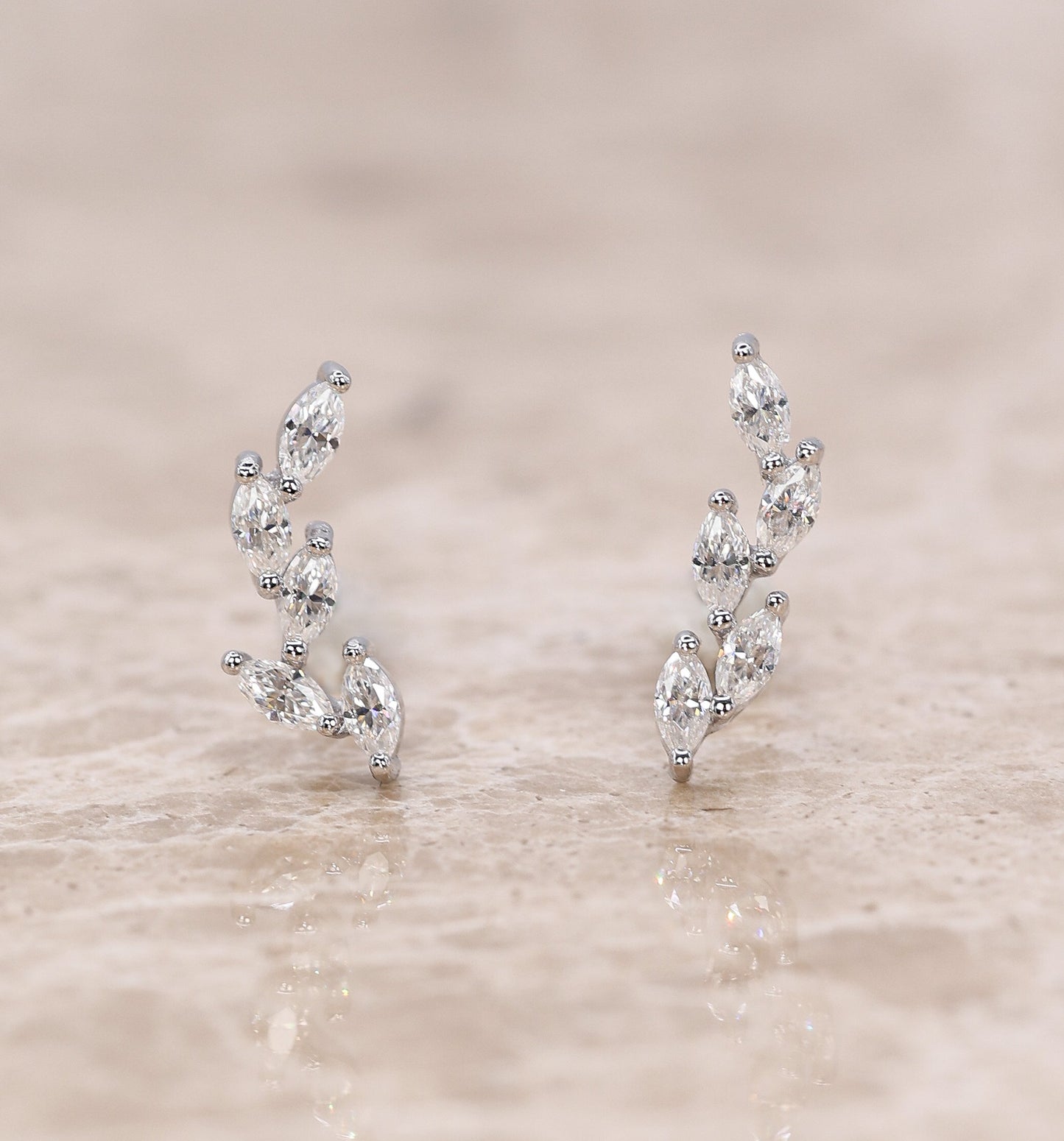 Aelin Stud Earrings